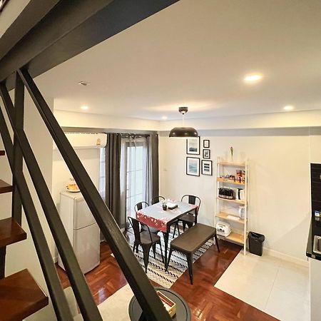 Neveu Premier Residence : Ratchada Bangkok Ngoại thất bức ảnh