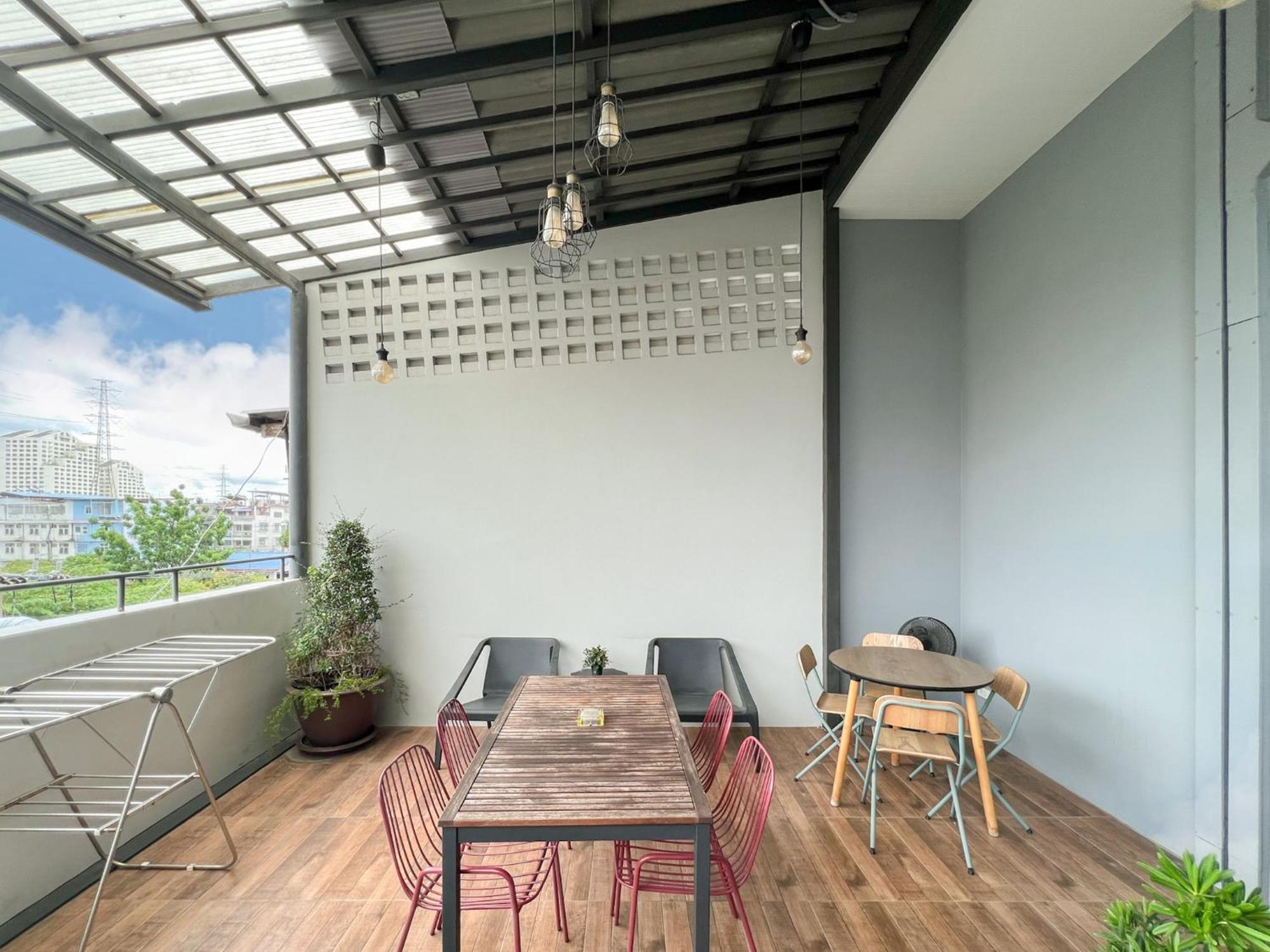 Neveu Premier Residence : Ratchada Bangkok Ngoại thất bức ảnh