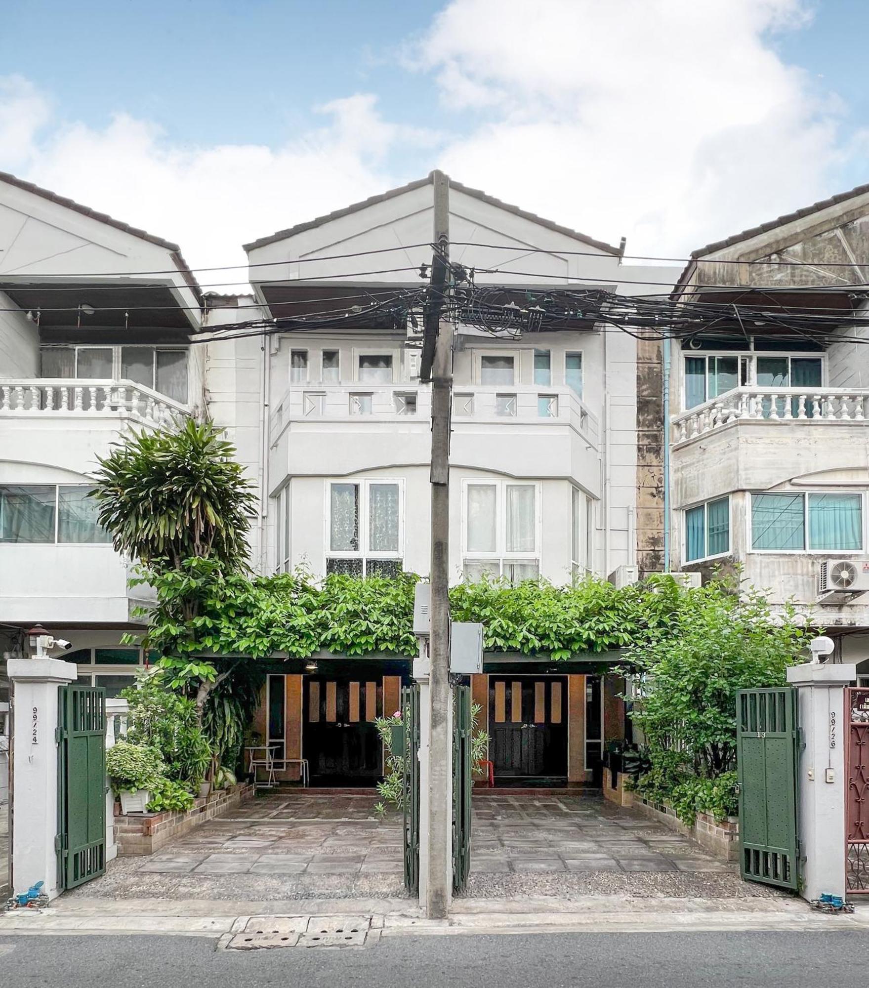 Neveu Premier Residence : Ratchada Bangkok Ngoại thất bức ảnh